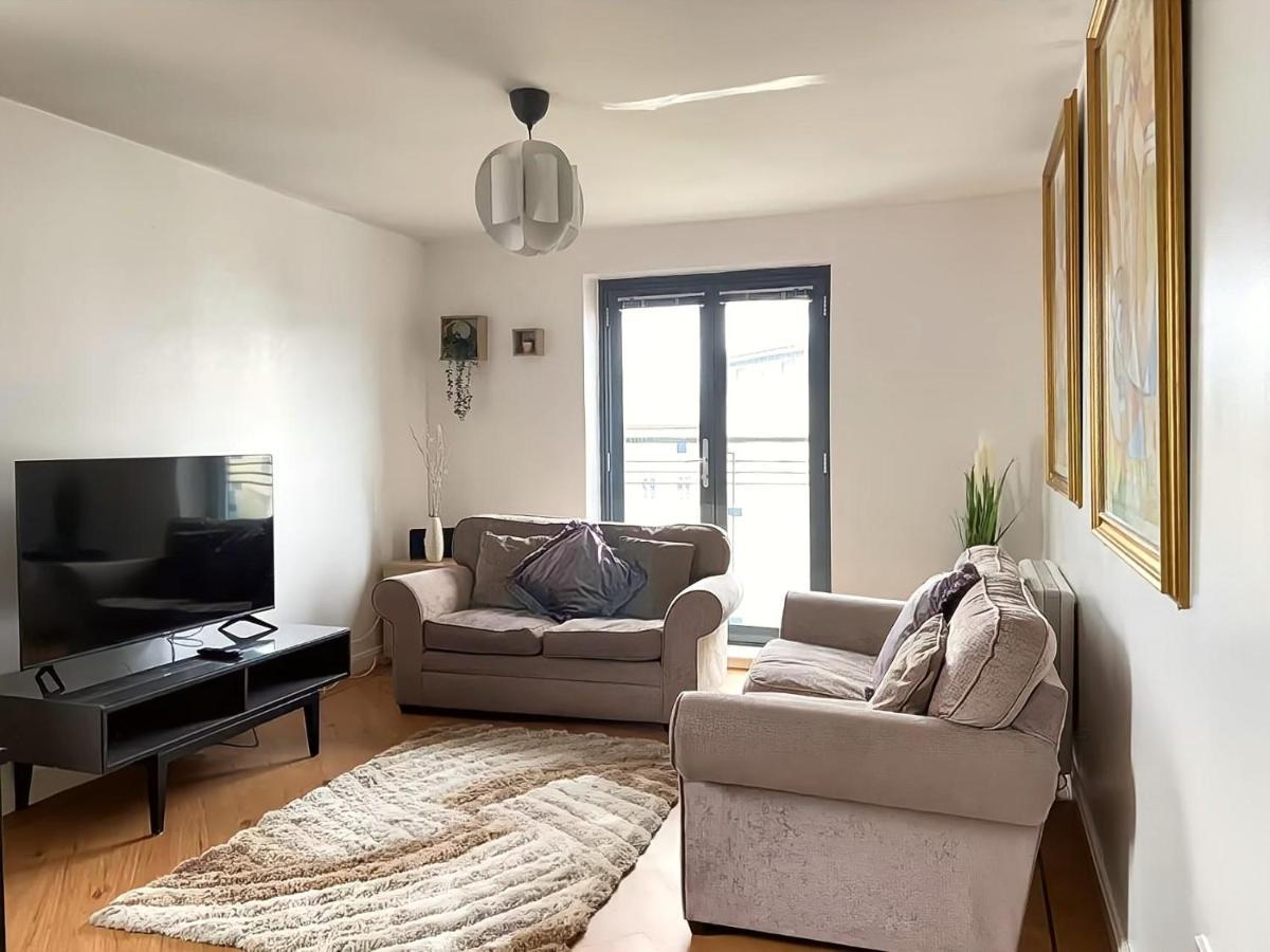 Lovely 2-Bedrooms Apartment Step To The Beach Swansea Ngoại thất bức ảnh