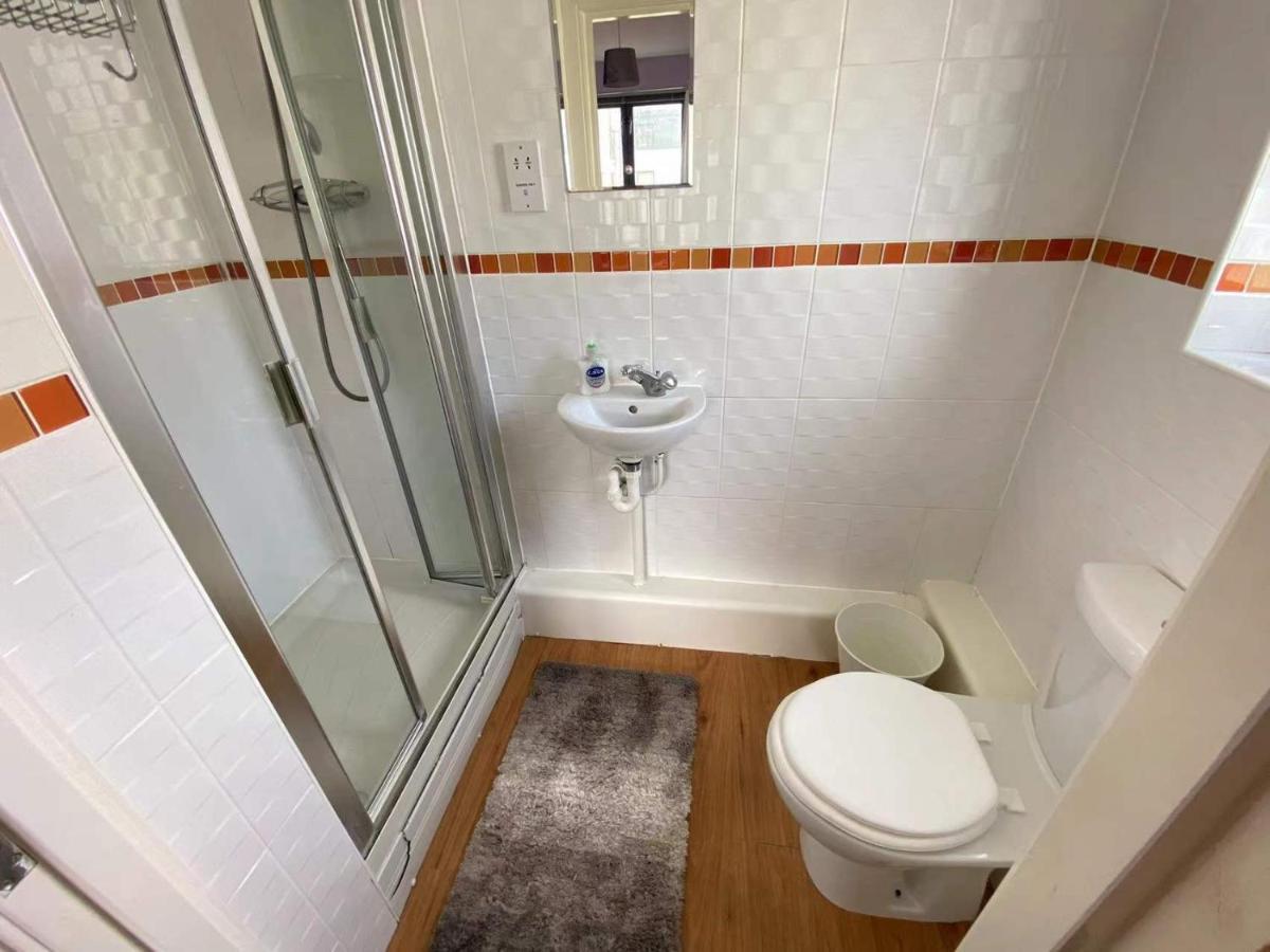 Lovely 2-Bedrooms Apartment Step To The Beach Swansea Ngoại thất bức ảnh