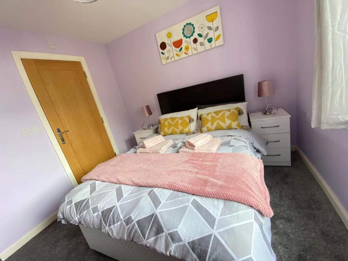 Lovely 2-Bedrooms Apartment Step To The Beach Swansea Ngoại thất bức ảnh