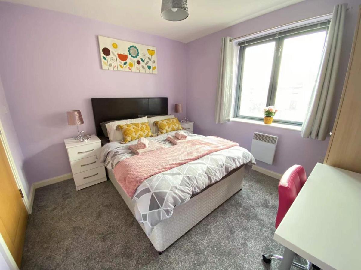 Lovely 2-Bedrooms Apartment Step To The Beach Swansea Ngoại thất bức ảnh