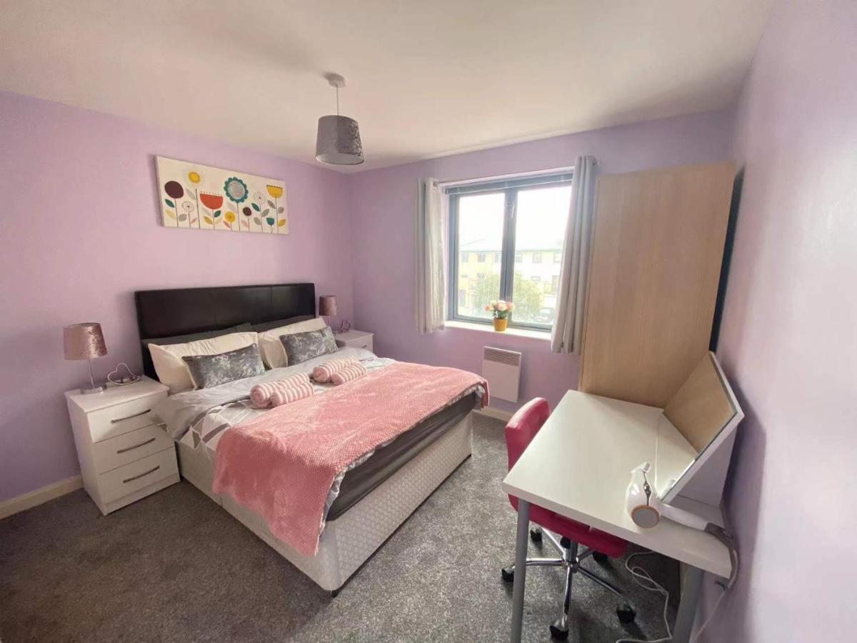 Lovely 2-Bedrooms Apartment Step To The Beach Swansea Ngoại thất bức ảnh